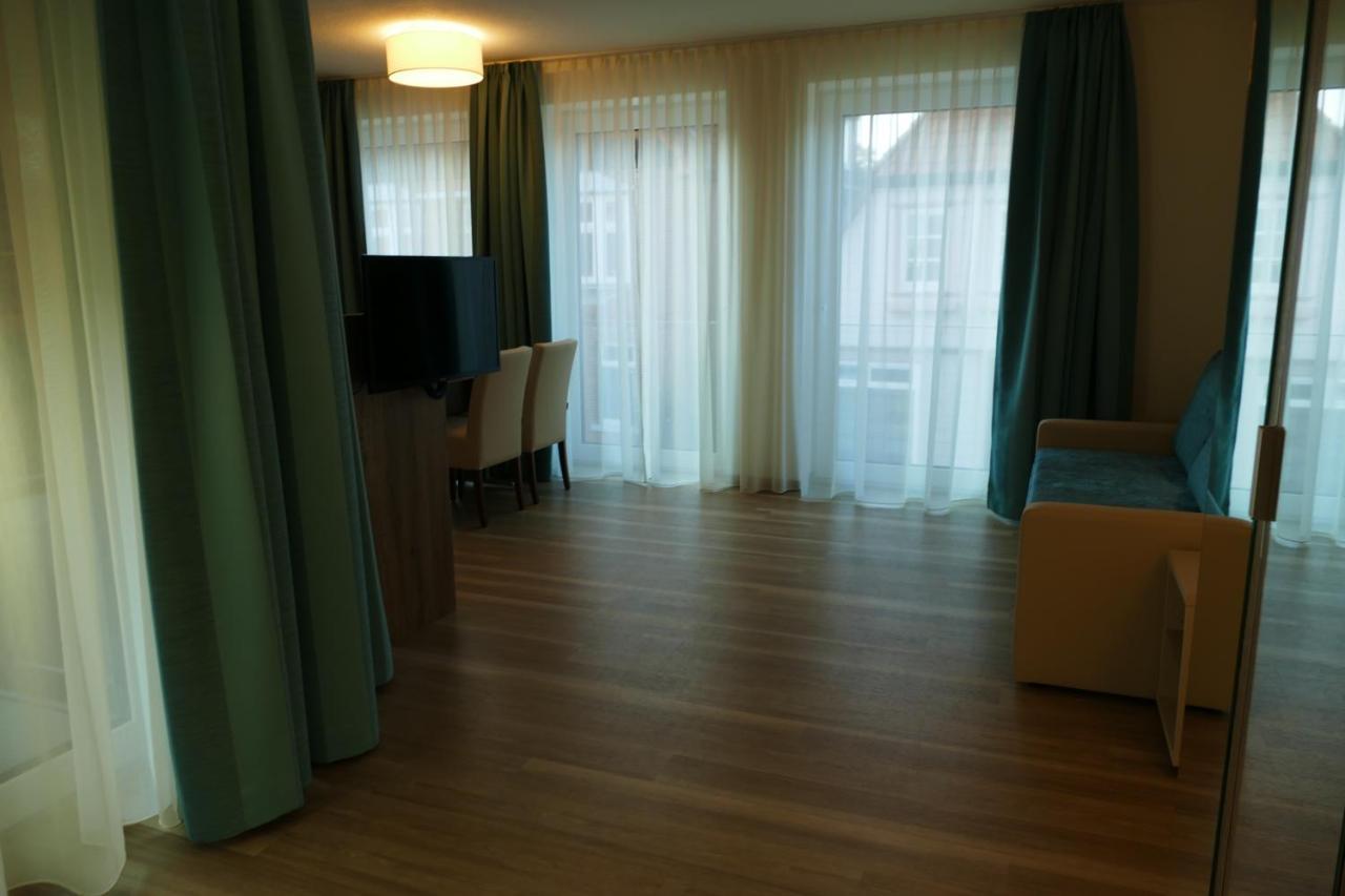Meyn'S Apartments & Hotel Soltau Buitenkant foto